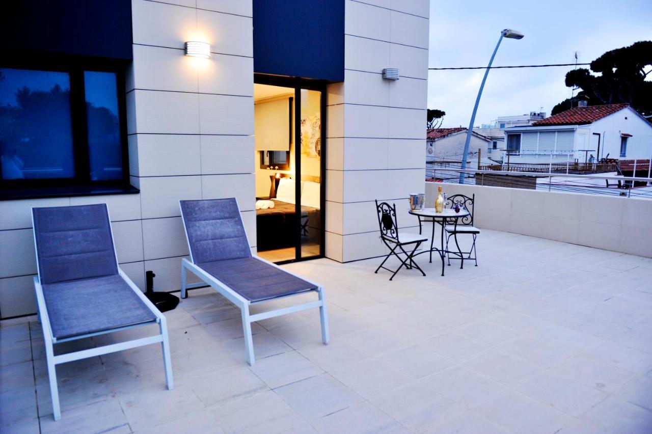 6 Bis Hotel Кастелдефелс Екстериор снимка