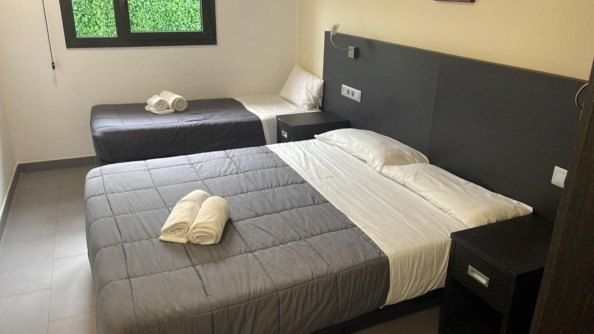 6 Bis Hotel Кастелдефелс Екстериор снимка
